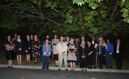 Pre-dawn Mauri stone ceremony